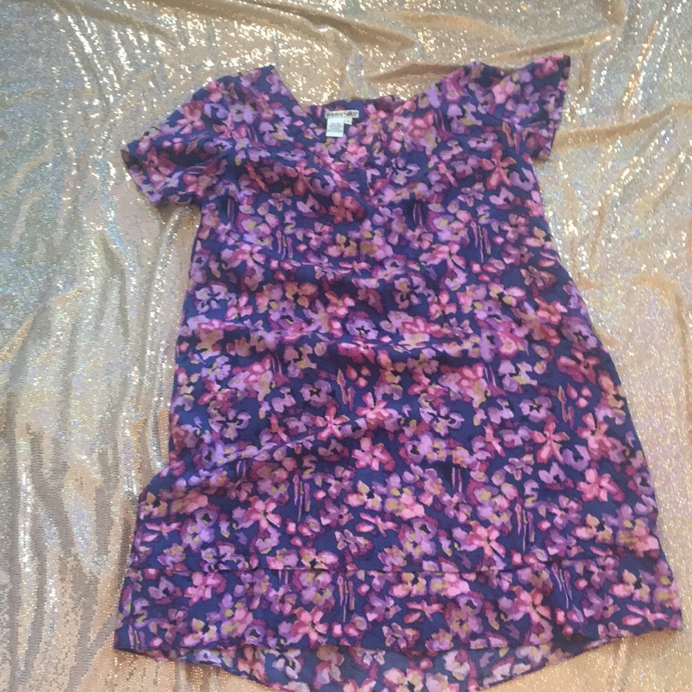 Short dress